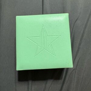 Jeffree Star Extreme Frost Highlighter